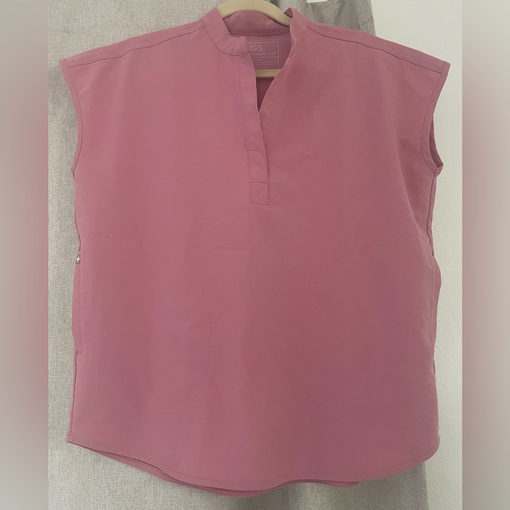 Figs Scrubs Set - pink, XS top & S bottom